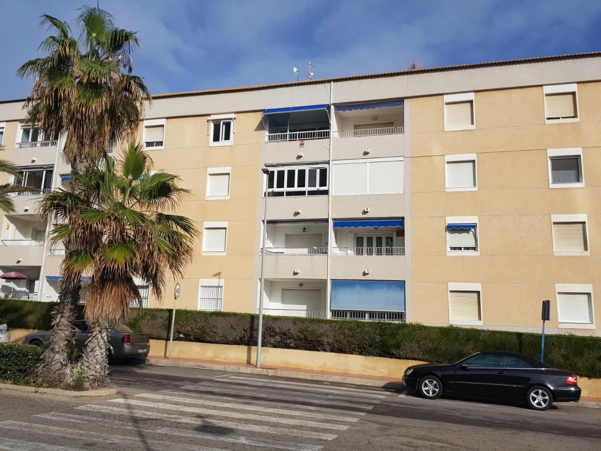 Nautilus Apartment Torrevieja Exterior photo